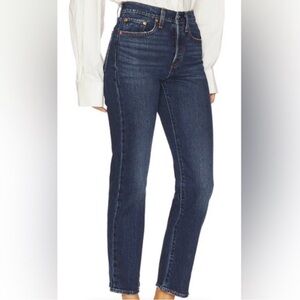 Levi’s Wedgie Straight